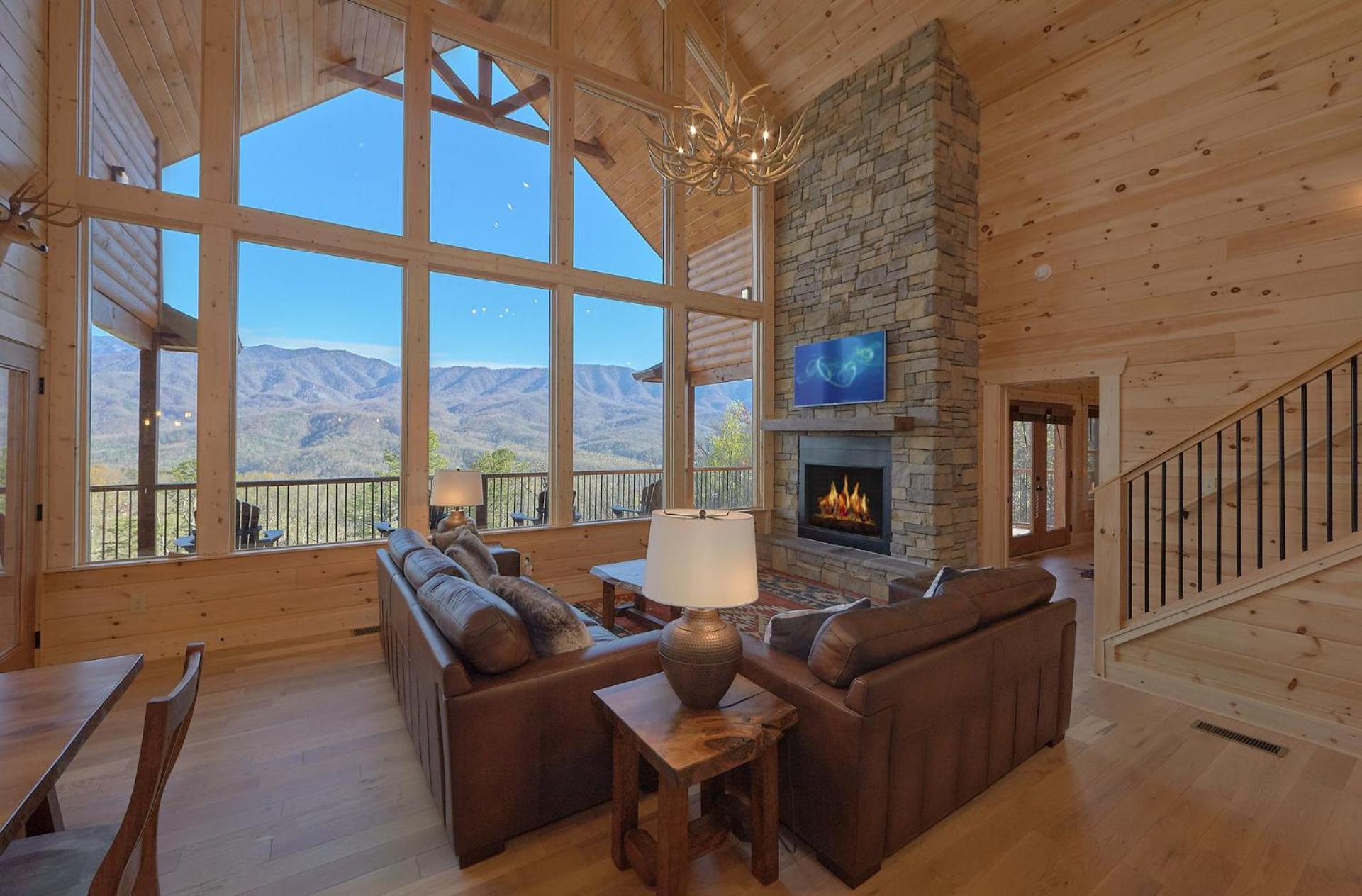 Misty Mountain Adventure Lodge Гетлинбург Екстериор снимка