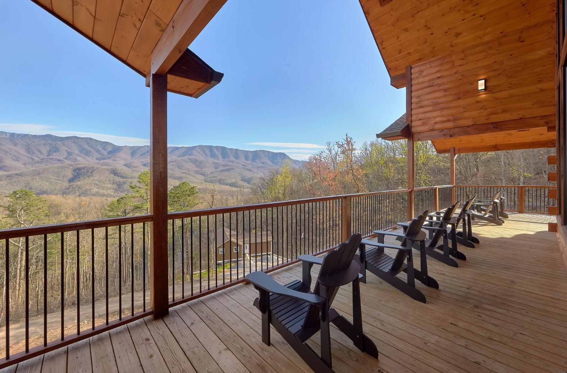 Misty Mountain Adventure Lodge Гетлинбург Екстериор снимка