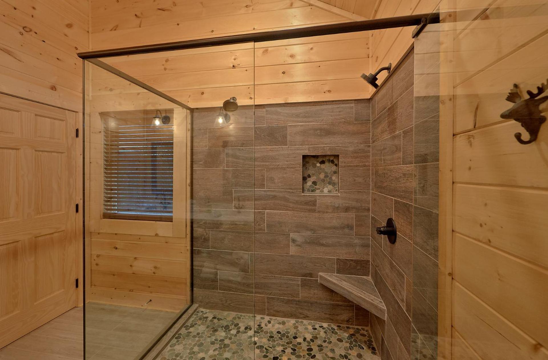 Misty Mountain Adventure Lodge Гетлинбург Екстериор снимка