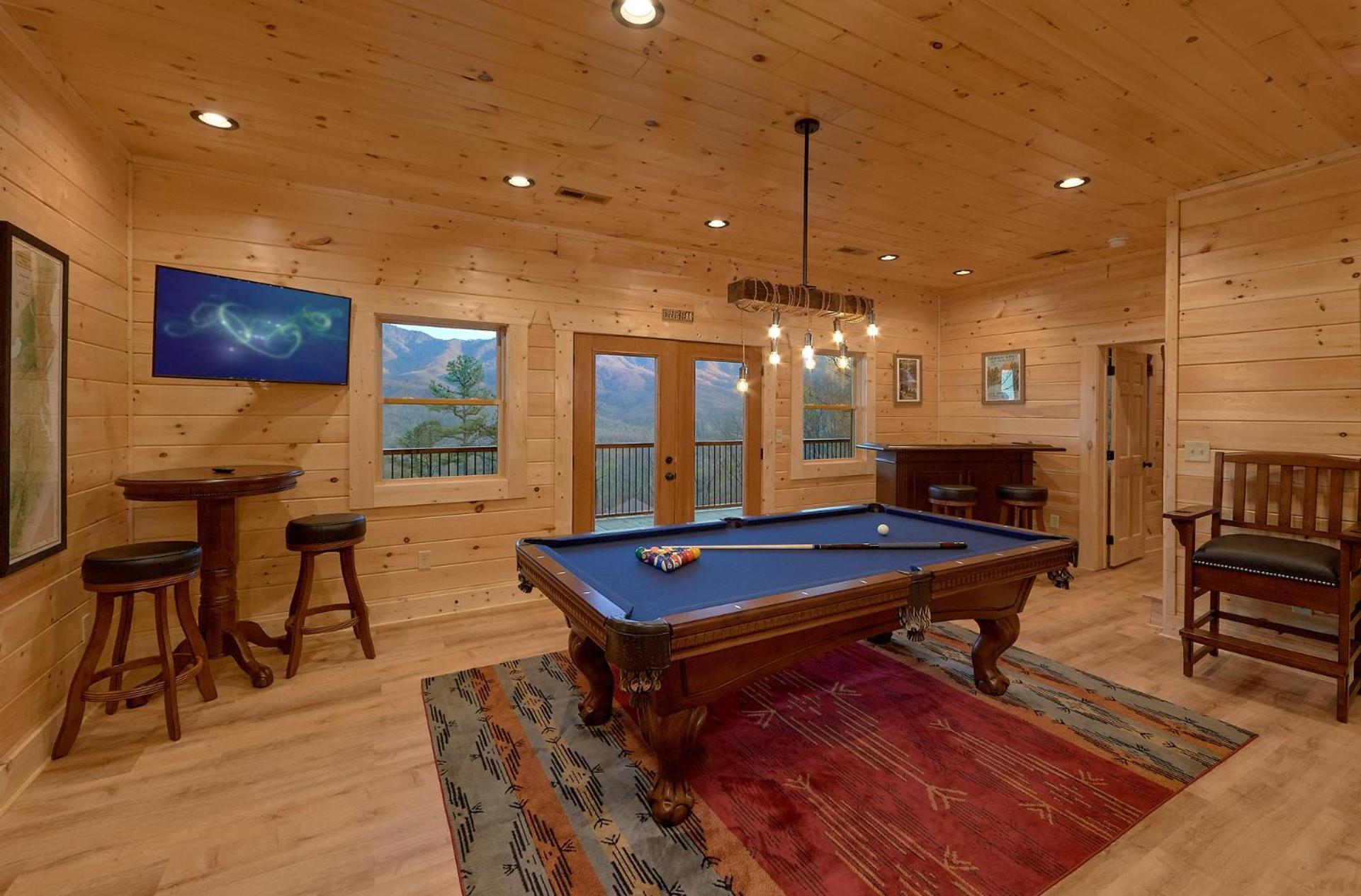 Misty Mountain Adventure Lodge Гетлинбург Екстериор снимка